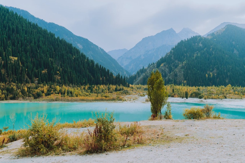 Lake Issyk during almaty tour package